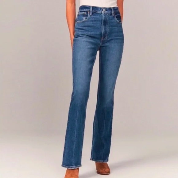 Abercrombie & Fitch - The '70s Vintage Flare Ultra High Rise Jeans - Medium Wash - Picture 2 of 12